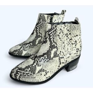 Blondo Ankle Booties Size 6 Snakeskin Embossed Leather Waterproof Block Heel NEW